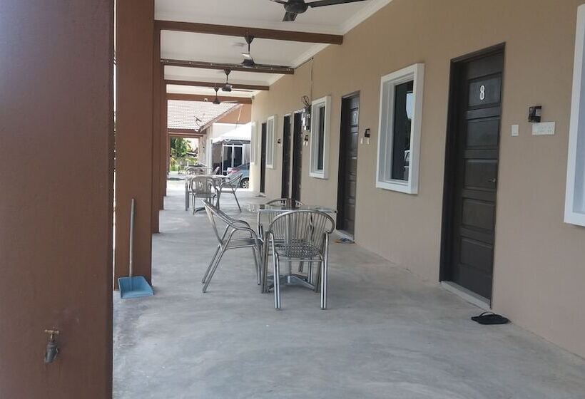 بنسيون Glg Klia Transit House