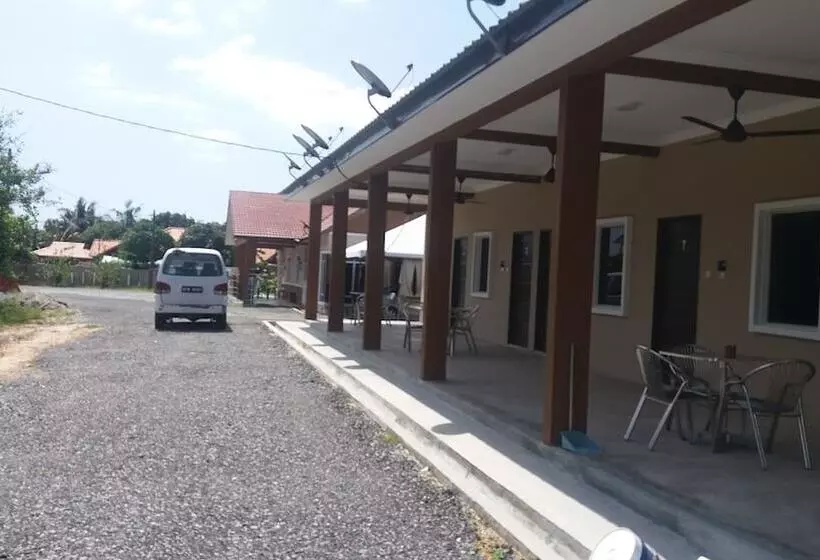 Pension Glg Klia Transit House