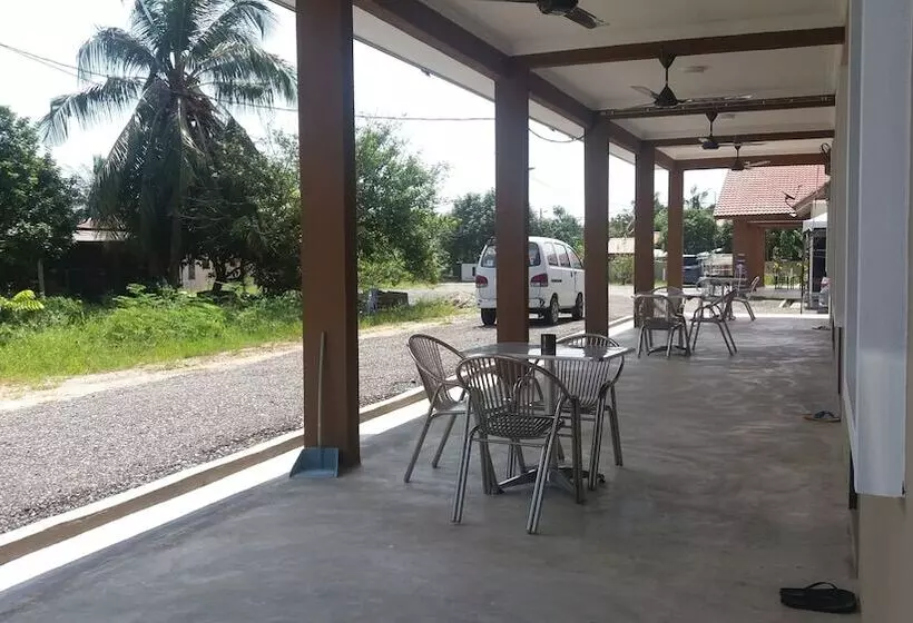 Pension Glg Klia Transit House