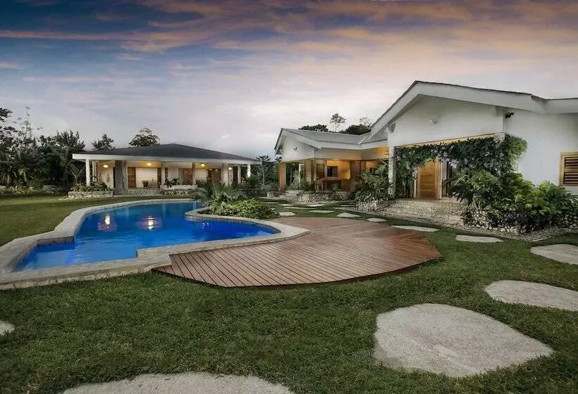 ペンション Nakatumble