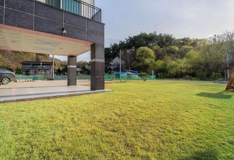 Samcheok Aramaru Pension