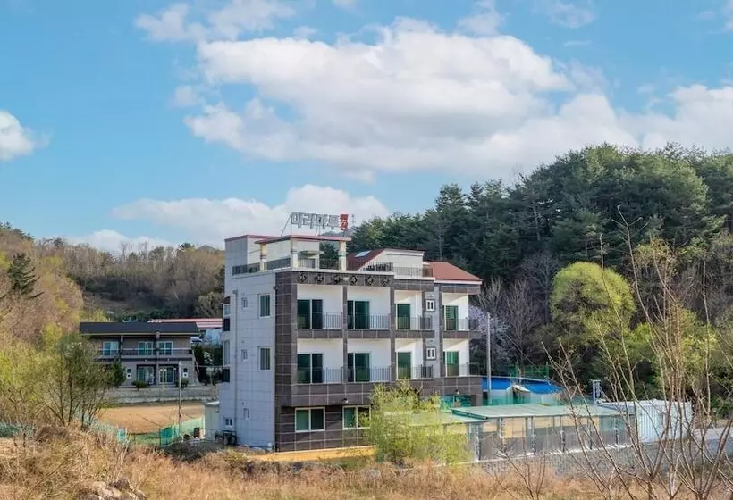 Samcheok Aramaru Pension