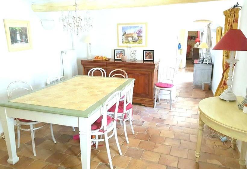 Villa De 5 Chambres Avec Piscine Privee Jardin Clos Et Wifi A Seguret