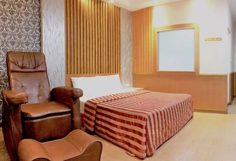 Aamiaismajoitus (B&B) Feng Qing Motel