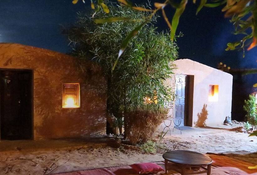 تختخواب و صبحانه L Oasis Berbère