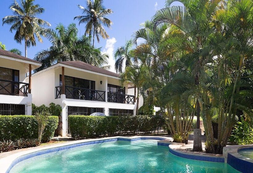 Condo Hotel Playa Las Ballenas