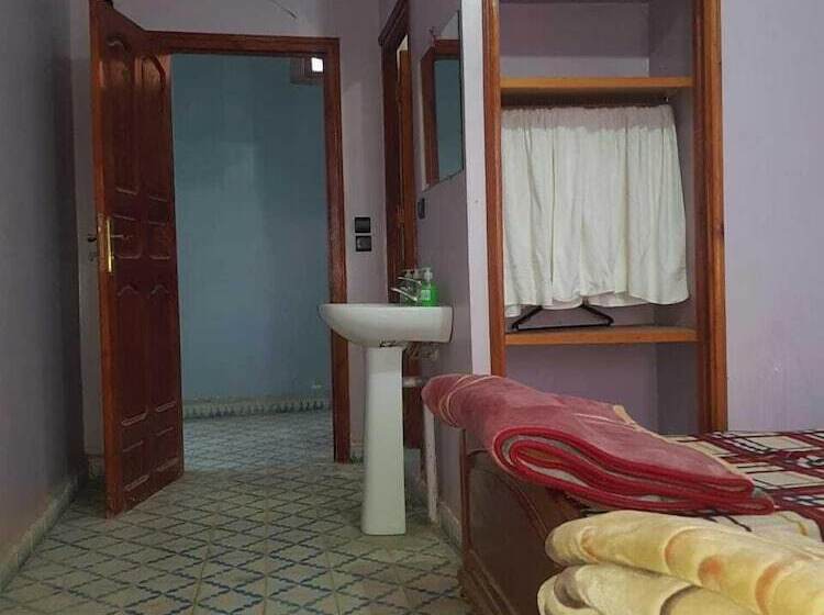 مسافرخانه Auberge Restaurant La Gazelle Du Sud