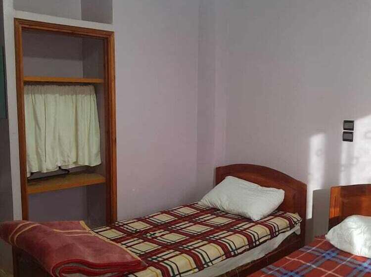 مسافرخانه Auberge Restaurant La Gazelle Du Sud