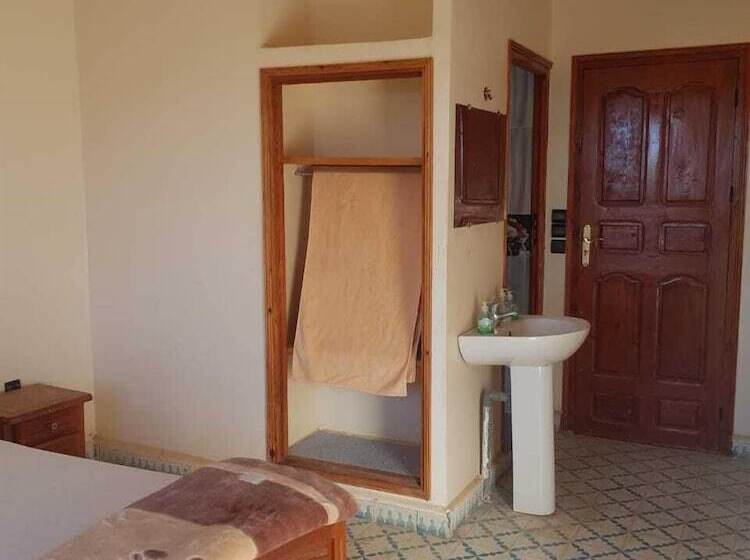 مسافرخانه Auberge Restaurant La Gazelle Du Sud