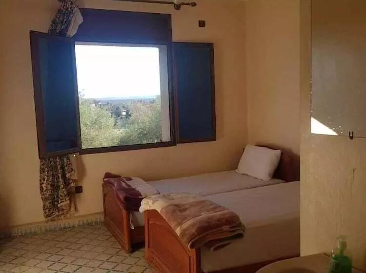 مسافرخانه Auberge Restaurant La Gazelle Du Sud