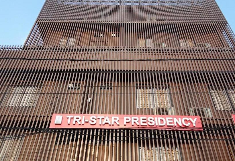 호텔 Tristar Presidency Cochin