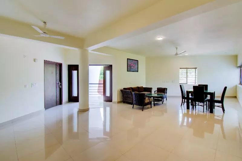 Hotel Xec Residency
