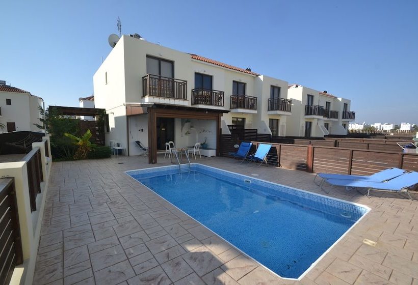 Kapparis Summer Breeze Villa