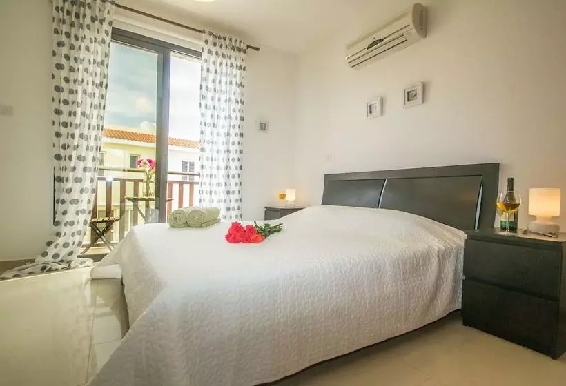 Kapparis Summer Breeze Villa