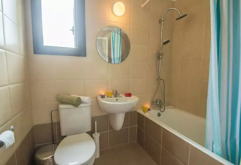Kapparis Summer Breeze Villa