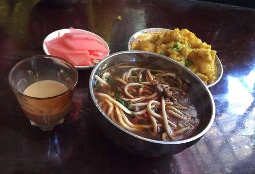 ペンション Shangrila Namcha Bhawa Inn