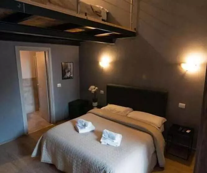 هاستل Palazzo Oliveto