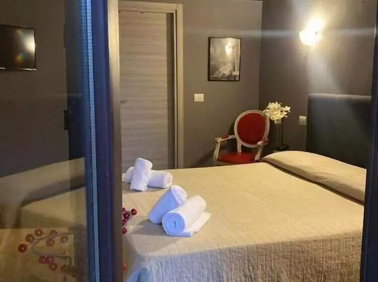 هاستل Palazzo Oliveto