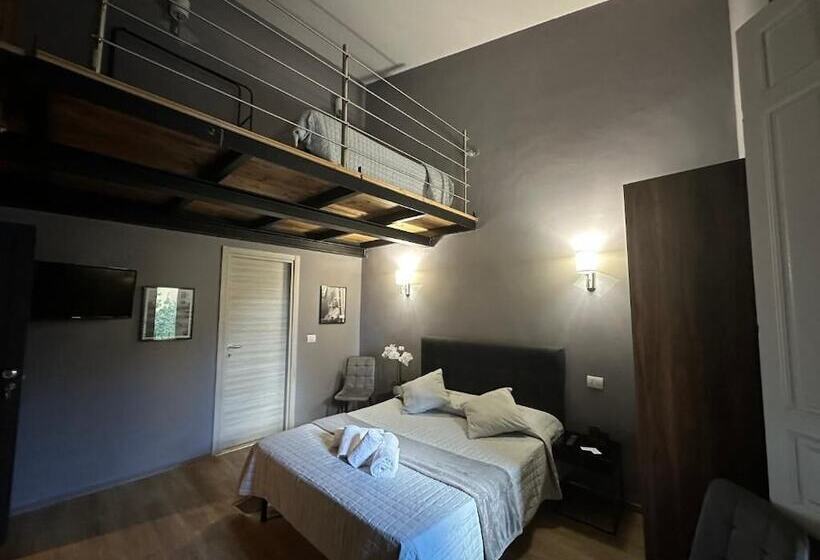 هاستل Palazzo Oliveto