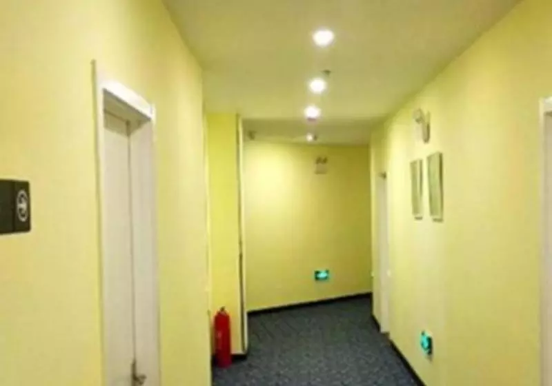 ホテル 7 Days Inn Changchun Hongqi Street Kuanping Avenue