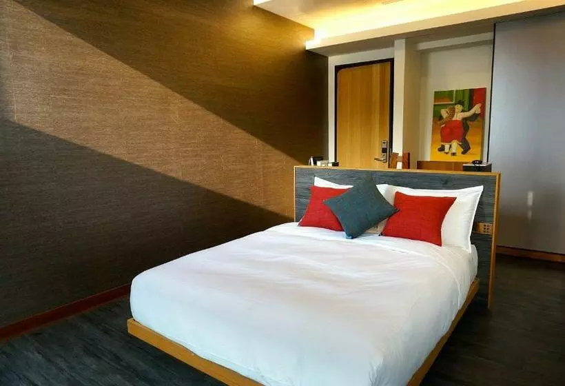هتل Eg Hostel