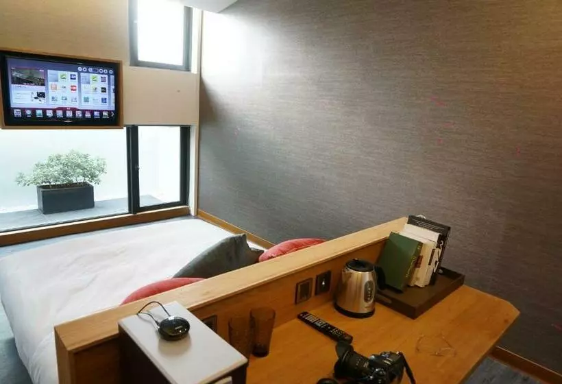 هتل Eg Hostel