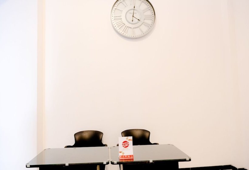 Hotel Harmoni Merak Homestay By Oyo Rooms