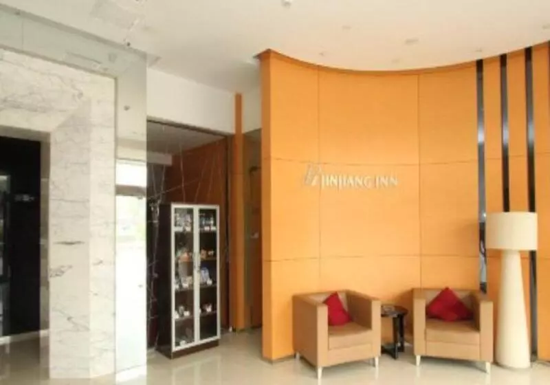 هتل Jinjiang Inn Wuhan Wujiashan Development District Branch