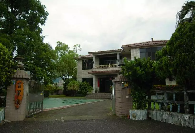 هتل Kaohsiung Meinong Rabbit Paul Homestay B&b