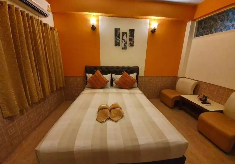 Hotelli May Apartment