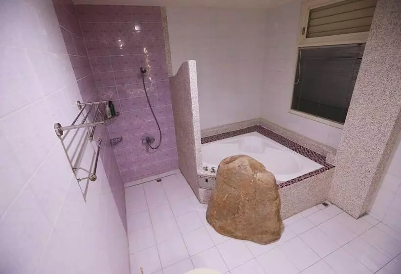پانسیون Water Tail Homestay