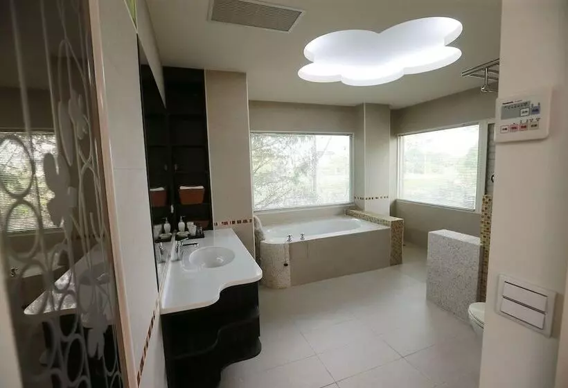 پانسیون Water Tail Homestay