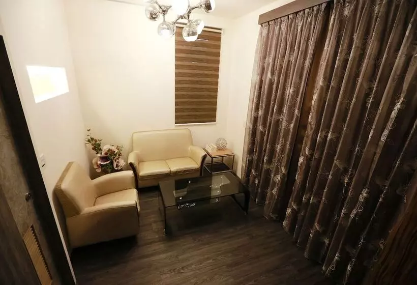 پانسیون Water Tail Homestay