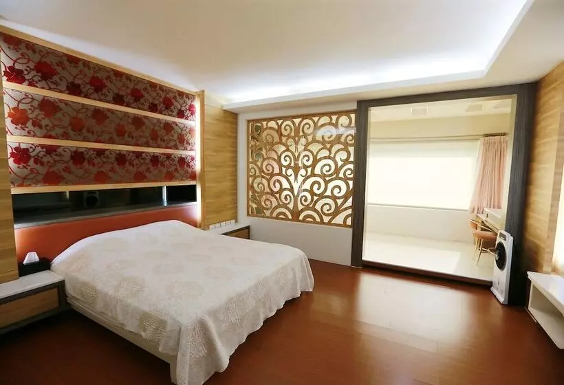 پانسیون Water Tail Homestay