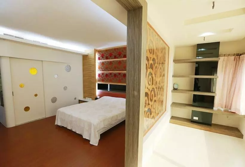 پانسیون Water Tail Homestay