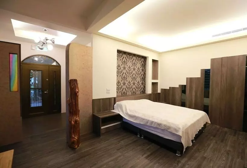 پانسیون Water Tail Homestay