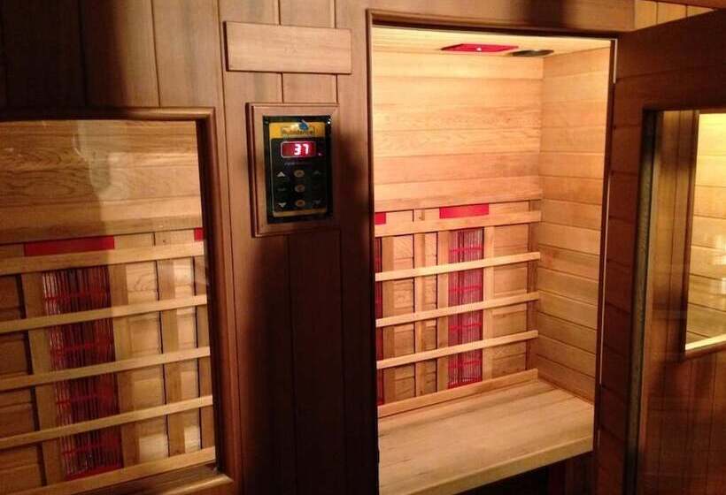 בית מלון כפרי Cimone