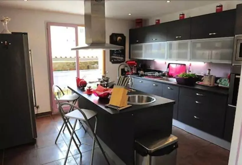 Mouna D By Gites De France