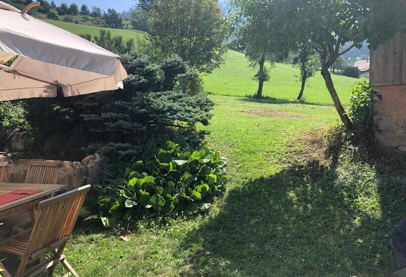 Пансион L Epervier Blanc