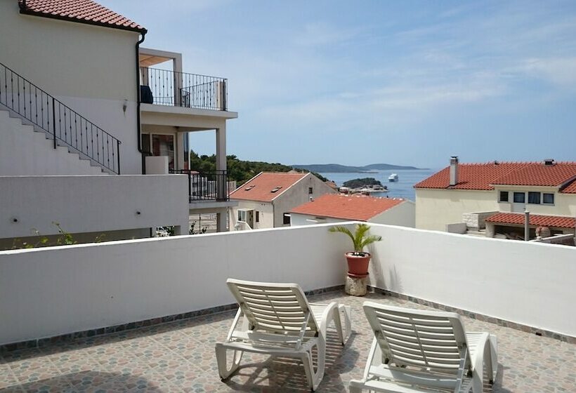 膳宿费 Villa Paladina