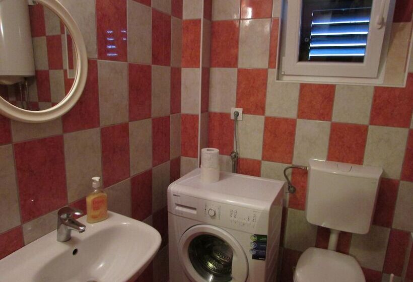 膳宿费 Villa Paladina