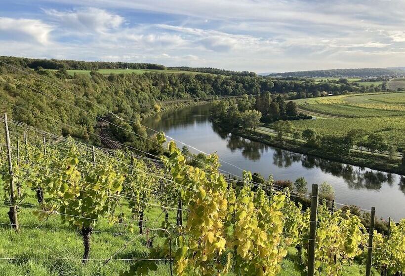 Comfortable Apartment In Ediger Eller Eifel