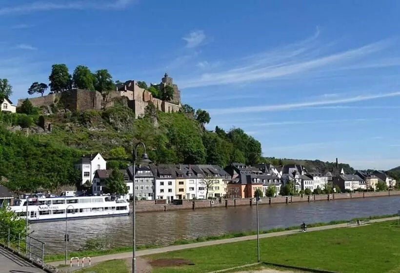 Comfortable Apartment In Ediger Eller Eifel