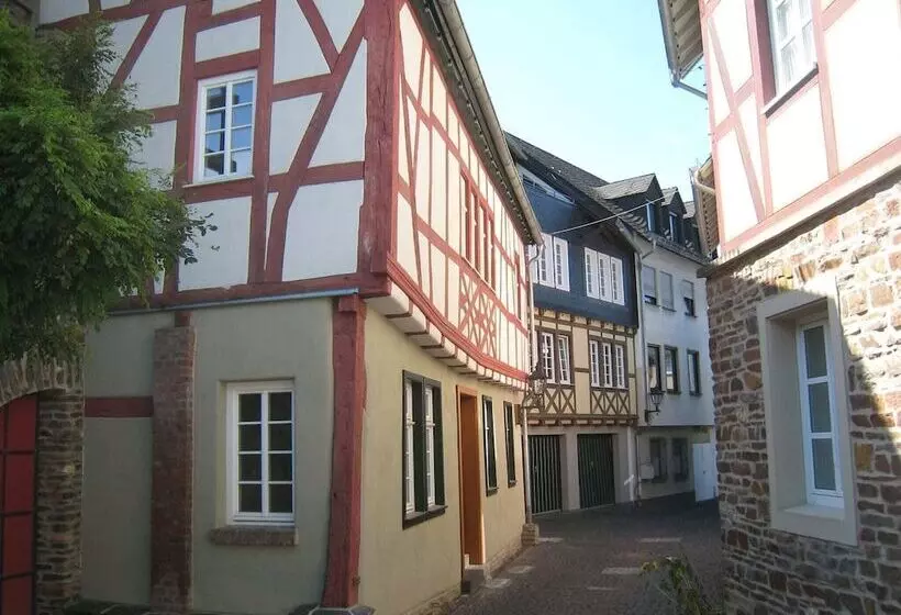 Comfortable Apartment In Ediger Eller Eifel