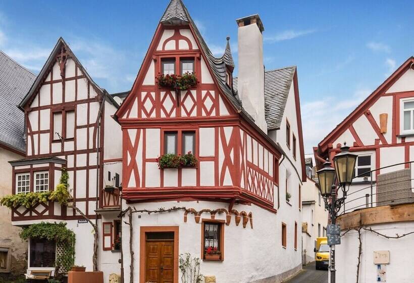 Comfortable Apartment In Ediger Eller Eifel