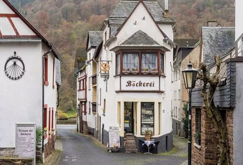 Comfortable Apartment In Ediger Eller Eifel