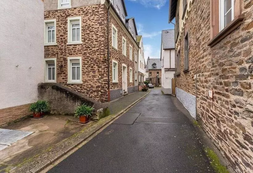 Comfortable Apartment In Ediger Eller Eifel