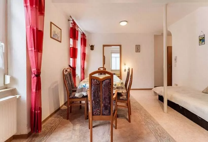 Comfortable Apartment In Ediger Eller Eifel