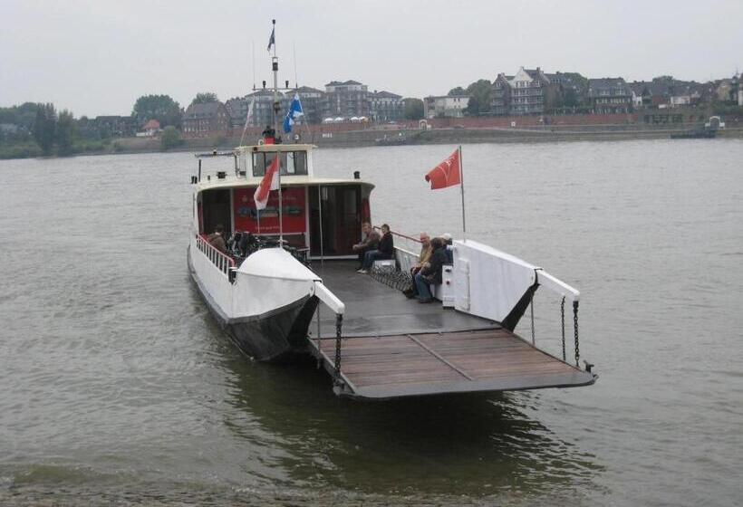 Cozy Apartment In Rees With Free Wifi