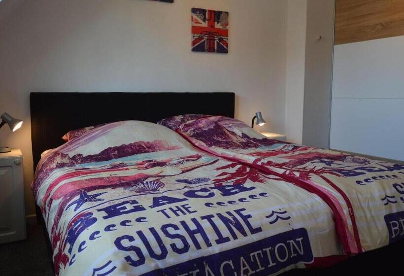 Cozy Apartment In Rees With Free Wifi